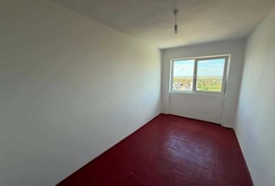 Apartament cu 3 camere semidecomandat în Central - 4