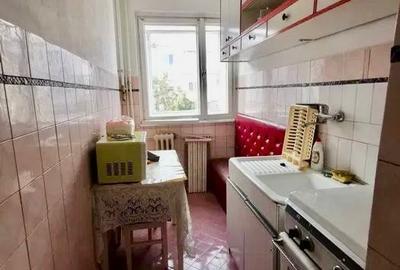 Apartament cu 3 camere semidecomandat în Km 4-5 - 3