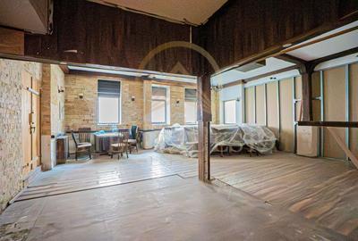 Spațiu comercial, de 551 mp, în Ultracentral - 12