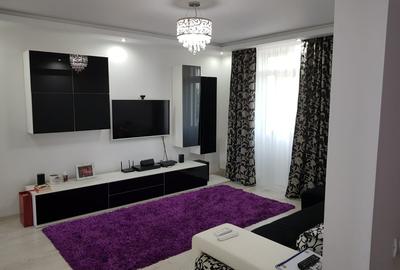 Apartament cu 3 camere semidecomandat în Mihail Kogălniceanu