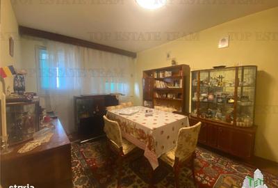 Apartament cu 3 camere decomandat în Abator - 2
