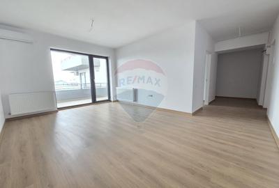 Apartament cu 2 camere decomandat în Obor