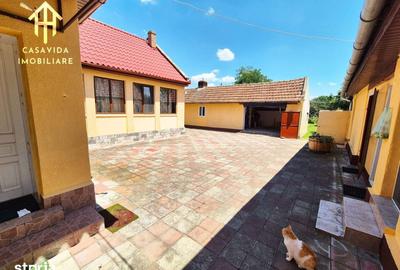 Casă cu 5 camere cu Teren 4400 Mp în Boldur