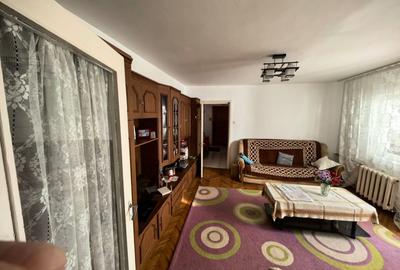 Apartament cu 2 camere semidecomandat, mobilat în Lipovei - 1