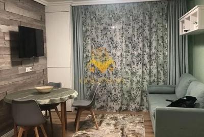 Apartament cu 3 camere semidecomandat, mobilat în Florești