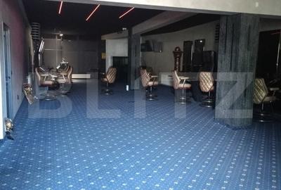 Spațiu comercial, de 260 mp, în Central - 3