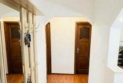Apartament cu 2 camere decomandat în Exterior Vest