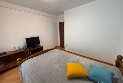 Apartament cu 4 camere decomandat în Central - 4