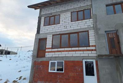 Casă în Rânca - 2