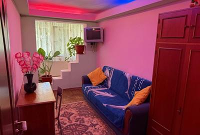 Apartament cu 3 camere decomandat în Central - 3