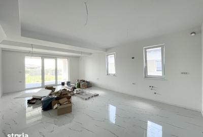 Casă cu 4 camere cu Teren 340 Mp în Moșnița Nouă