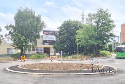 Spațiu comercial, de 4,300 mp, în Tractorul - 1