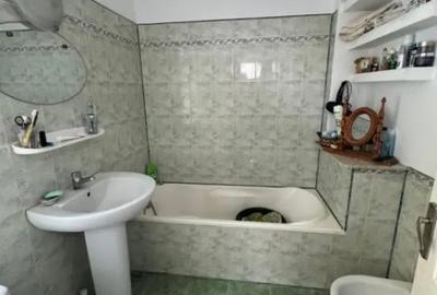 Casă cu 4 camere cu Teren 300 Mp în Rădăuți