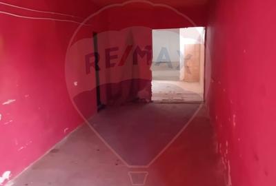 Spațiu comercial, de 303 mp, în Central - 3