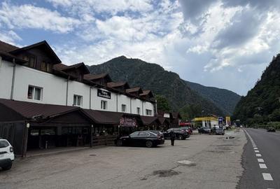 Spațiu comercial, de 1,200 mp, în Central