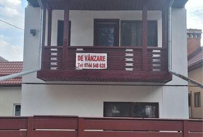 Casă cu 4 camere în Rucăr - 1