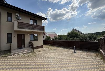 Casă cu 3 camere cu Teren 50 Mp în Bucium - 5
