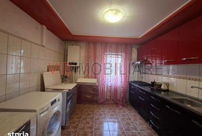 Apartament cu 3 camere decomandat în Șagului