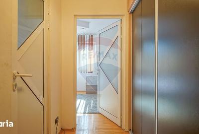 Apartament cu 2 camere semidecomandat, mobilat în Est