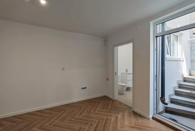 Casă individuală cu 6 camere cu Teren 81 Mp în Central - 17