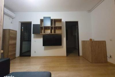 Apartament cu 3 camere semidecomandat în Central