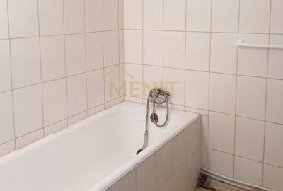 Casă cu 4 camere cu Canalizare în Central - 5