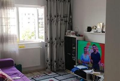 Apartament cu 2 camere decomandat, mobilat în Apărătorii Patriei