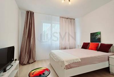 Apartament cu 3 camere semidecomandat în Gara de Nord