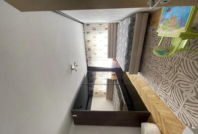 Apartament cu 3 camere decomandat în Exterior Vest - 1