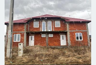 Casă cu 4 camere în Oșorhei - 3
