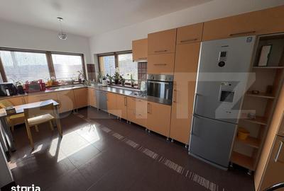 Casă cu 5 camere cu Teren 300 Mp în Bună Ziua