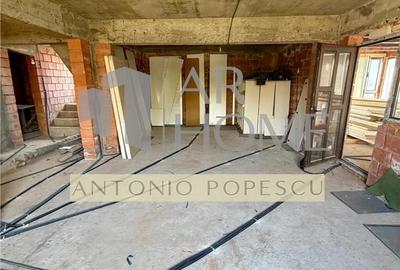 Casă cu 4 camere cu Teren 422 Mp în Păulești