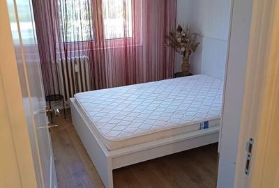 Apartament cu 2 camere semidecomandat în Berceni