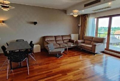 Apartament cu 3 camere semidecomandat, mobilat în Floreasca