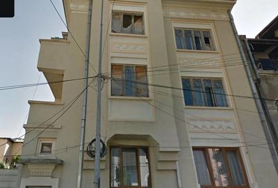 Casă cu Teren 405 Mp în Pache Protopopescu