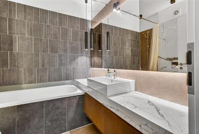 Apartament cu 2 camere decomandat, mobilat în Tractorul - 8