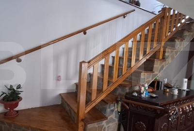 Casă cu 5 camere cu Teren 750 Mp în Voila - 11