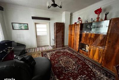 Casă cu 4 camere în Satu Barbă - 2