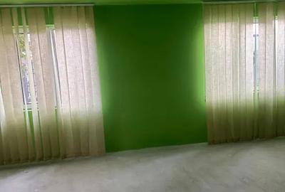 Casă cu 4 camere cu Teren 1105 Mp în Strejnicu - 8