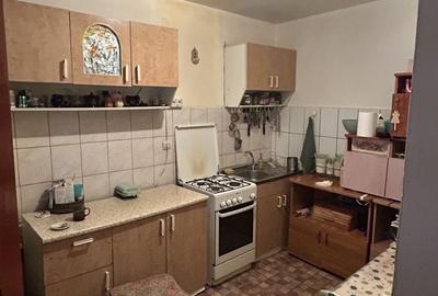 Casă cu 4 camere cu Teren 344 Mp în Poiana Țapului