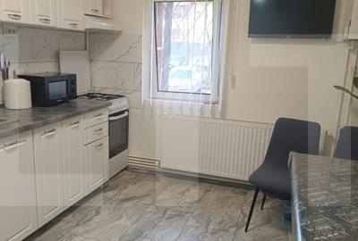 Apartament cu 2 camere semidecomandat, mobilat în Dâmbovița