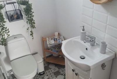 Casă cu 4 camere în Central - 2