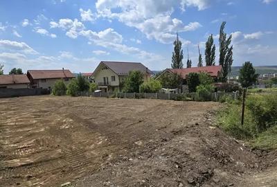 Teren de 708 mp, în Central