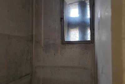 Apartament cu 3 camere semidecomandat în Titan - 19