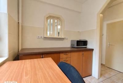 Apartament cu 2 camere semidecomandat în Ultracentral