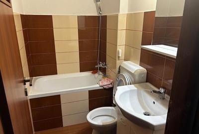 Garsonieră decomandată în Central