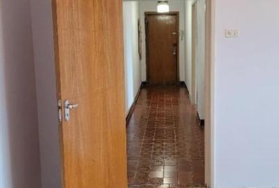 Apartament cu 4 camere decomandat în Unirii - 2
