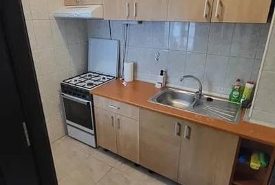 Garsonieră semidecomandată în Titan