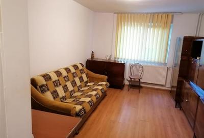 Garsonieră semidecomandată în Aradului