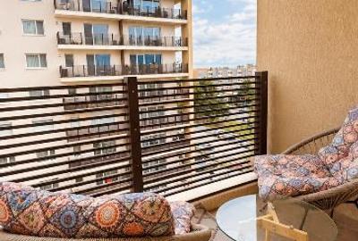 Apartament cu 2 camere decomandat, mobilat în Tractorul